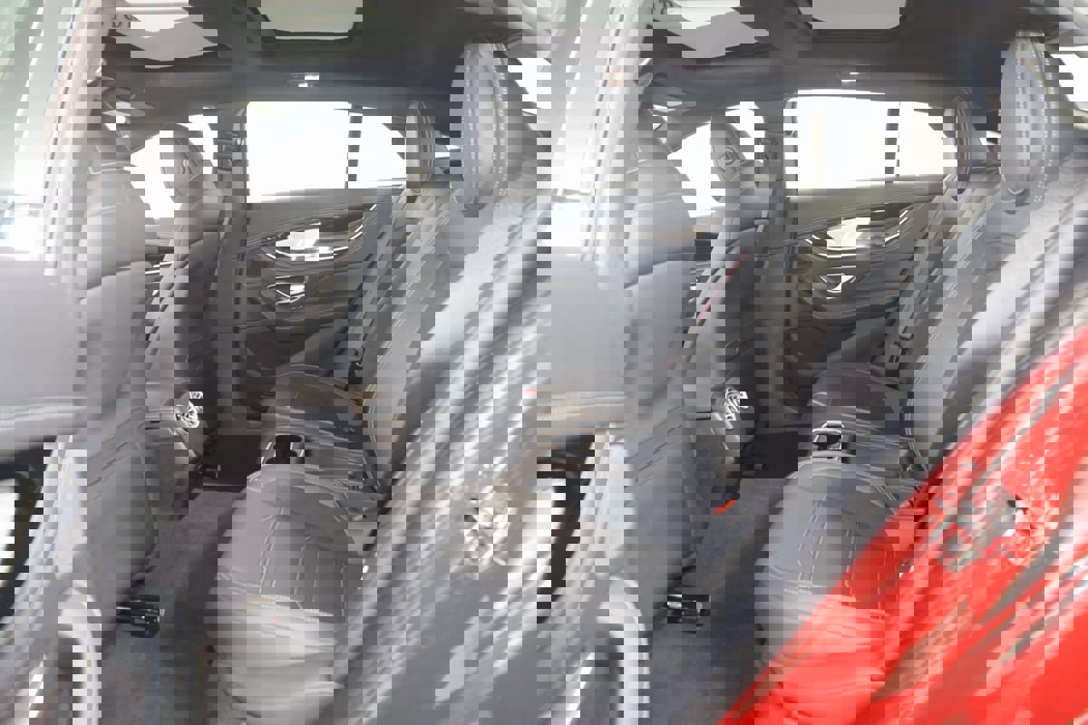 Used 2024 Mercedes-Benz AMG GT 43 image 81