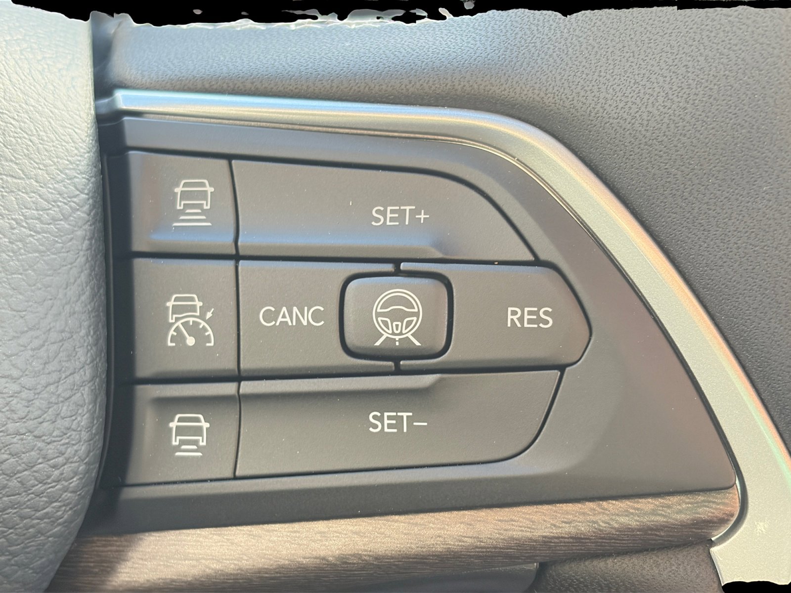 New 2026 Jeep Grand Cherokee Limited Reserve image 17