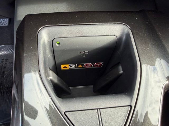 Used 2025 Toyota Crown Signia image 25