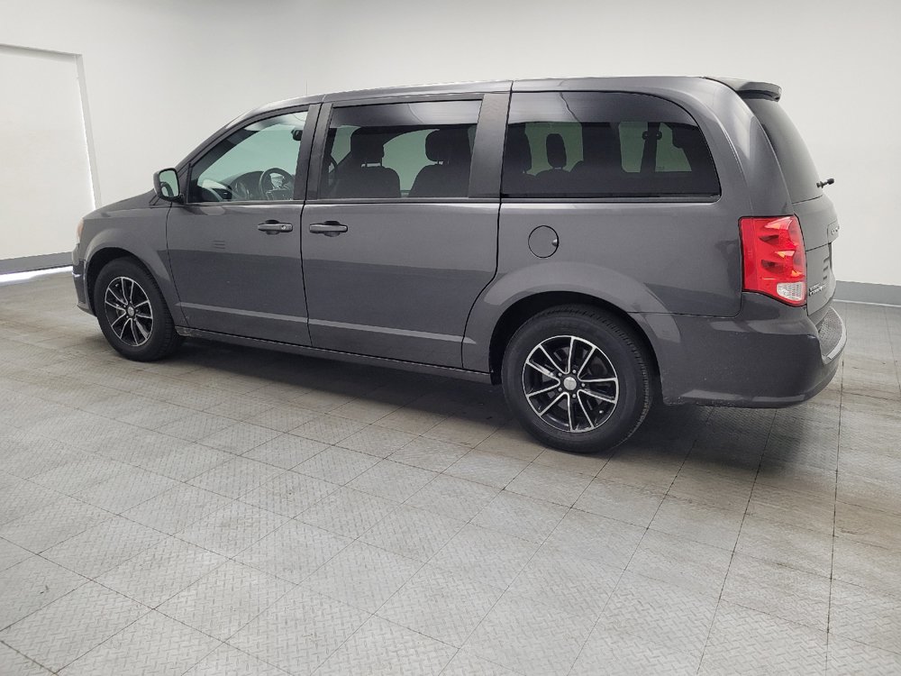 Used 2019 Dodge Grand Caravan GT FWD image 3
