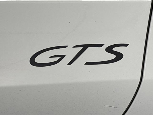 Used 2019 Porsche Panamera GTS image 6