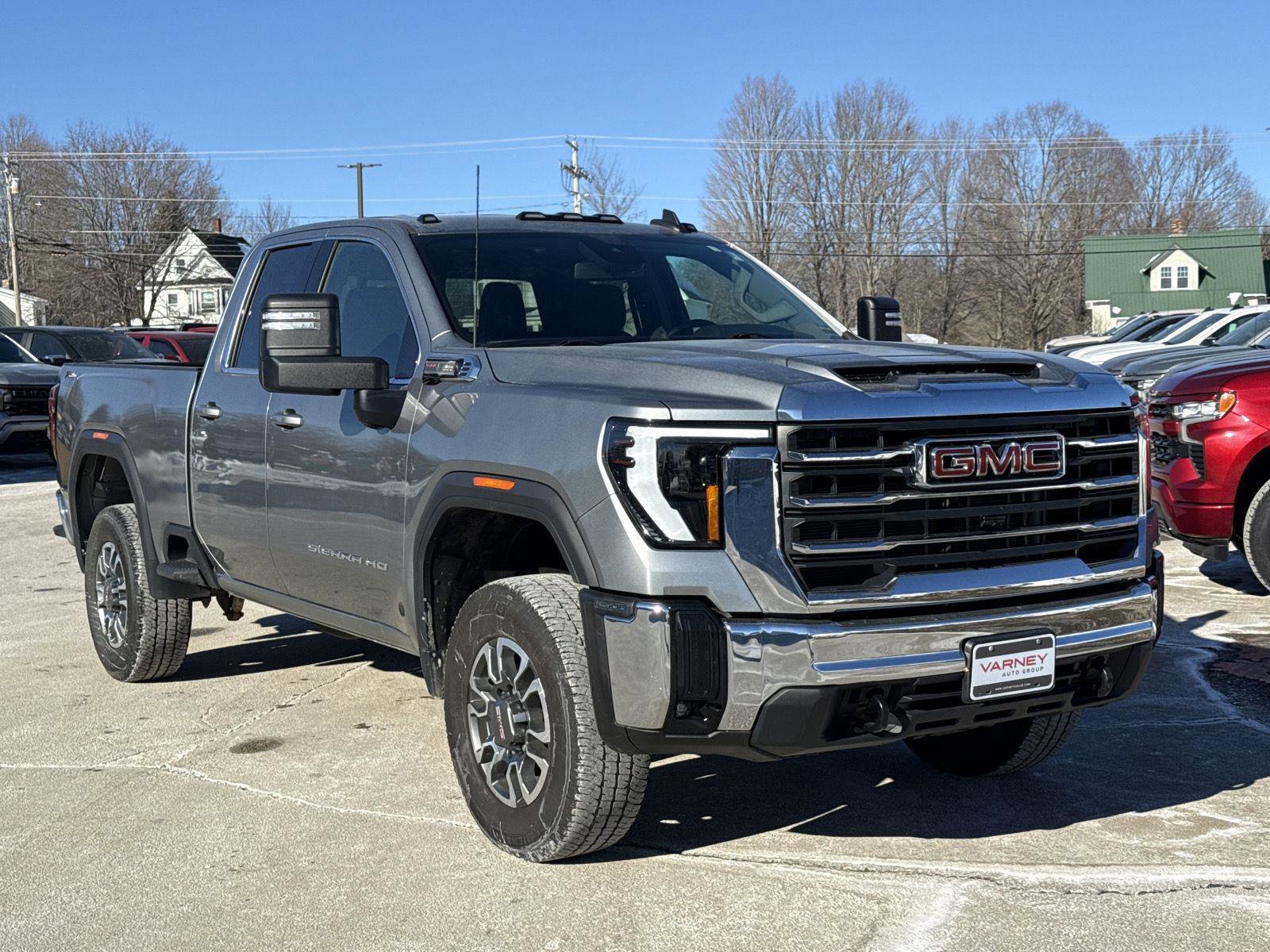 Used 2024 GMC Sierra 2500 SLE w/ SLE Value Package; image 6