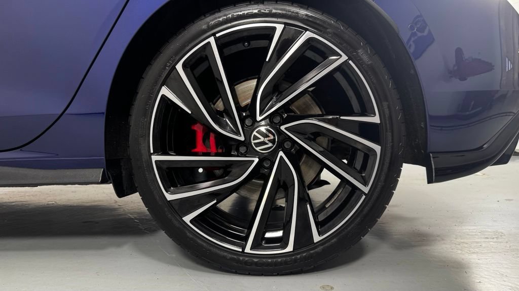 Used 2023 Volkswagen GTI Autobahn FWD image 17