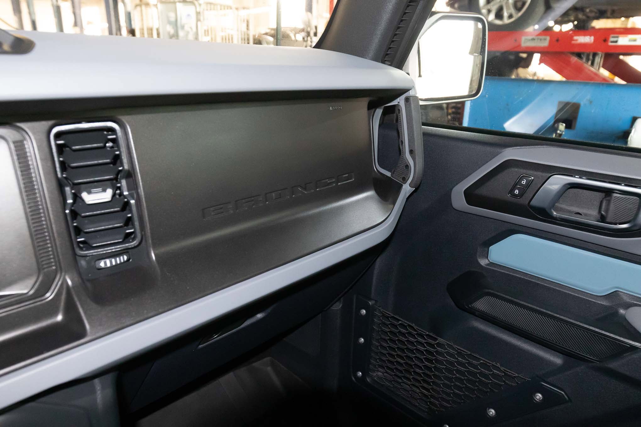 Used 2023 Ford Bronco 2-Door AWD/4WD image 22