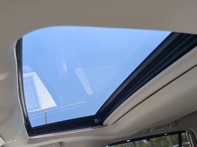 Used 2023 Toyota Highlander XLE image 20