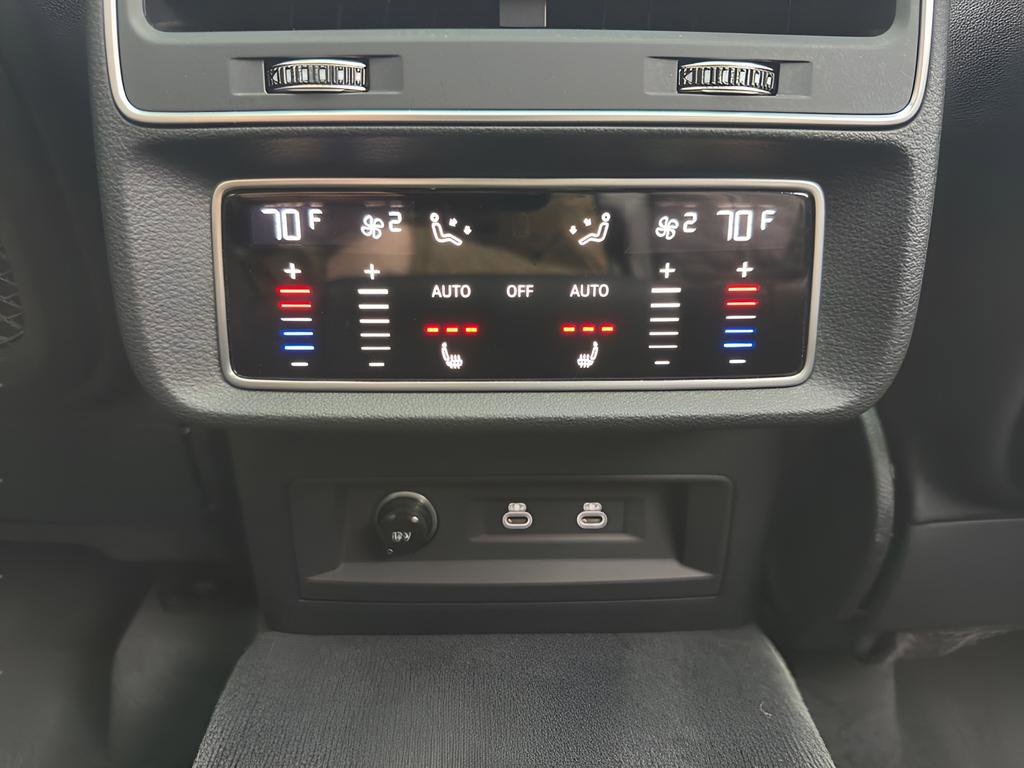 Certified 2025 Audi RS Q8 performance image 34