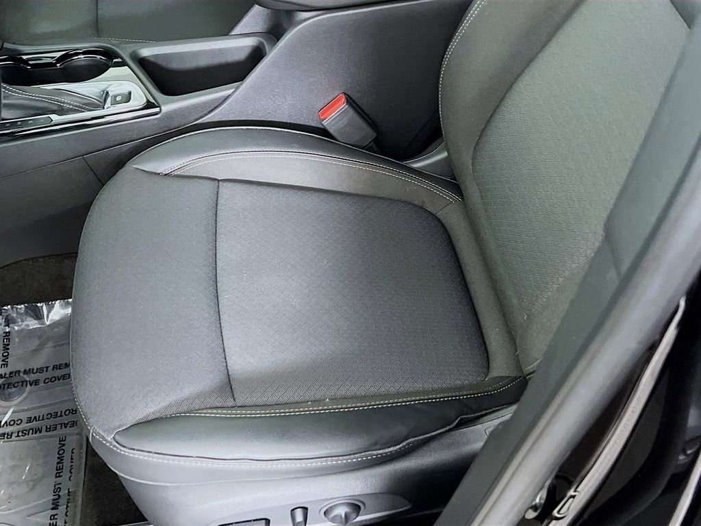 Used 2023 Buick Encore GX Select image 18