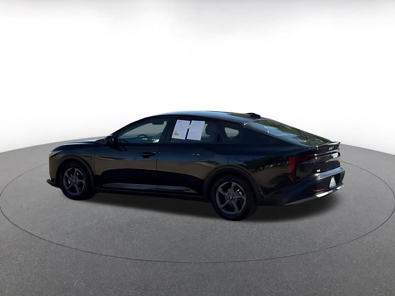 Used 2025 Kia K4 FWD image 10
