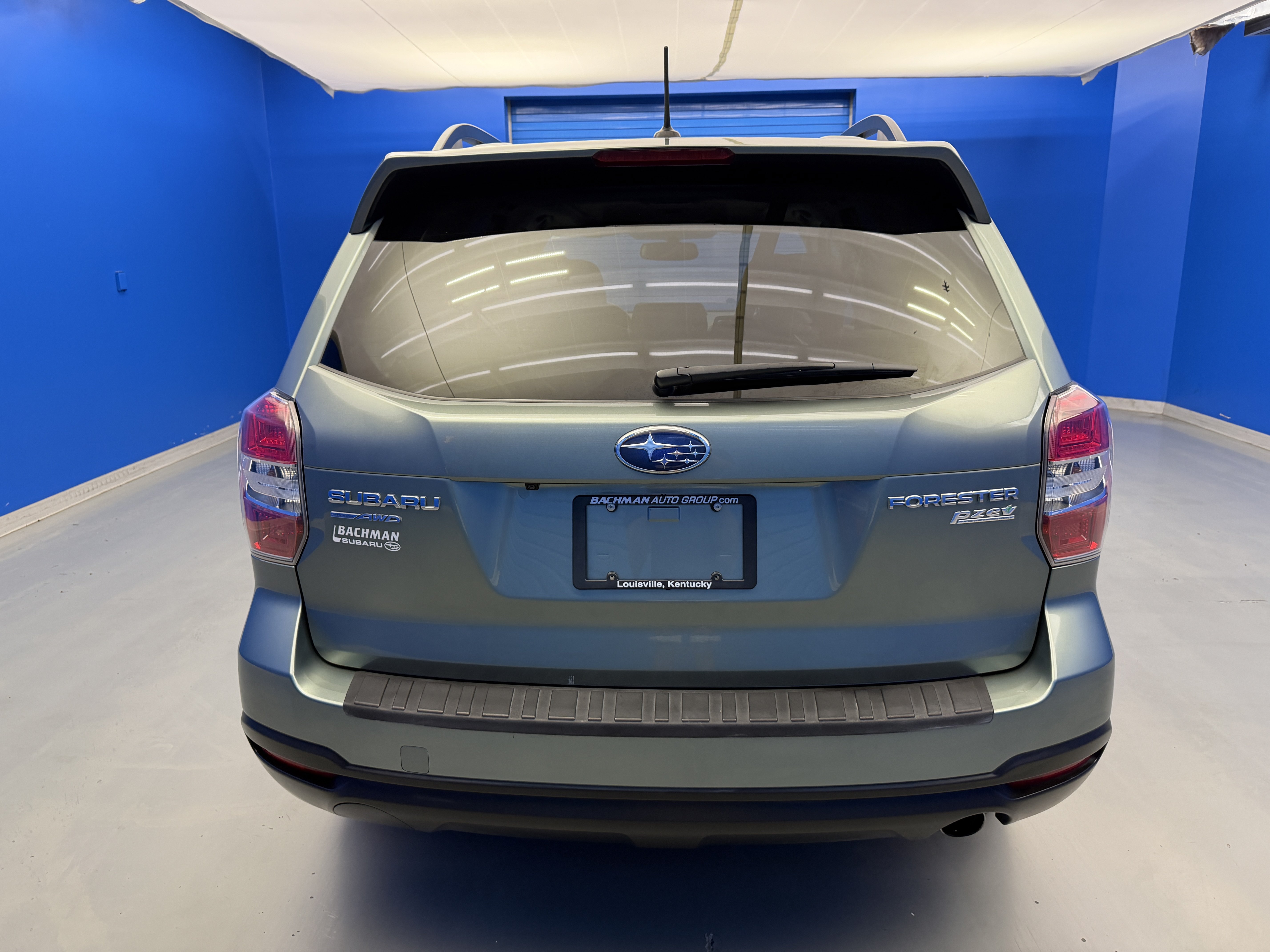 Used 2014 Subaru Forester 2.5i Limited w/ Popular Package #2 AWD/4WD image 6