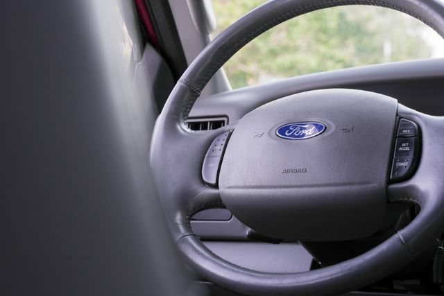Used 2003 Ford F350 Lariat AWD/4WD image 41