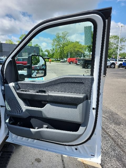 New 2026 Ford F350 XL w/ XL Chrome Package AWD/4WD image 25