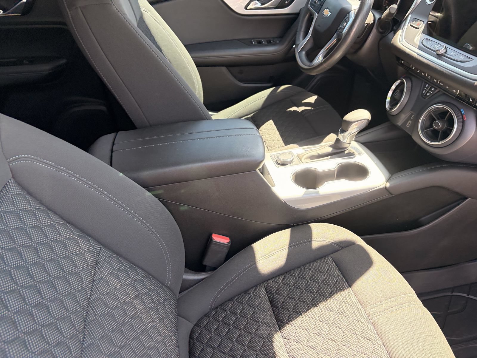 Used 2021 Chevrolet Blazer LT FWD image 10