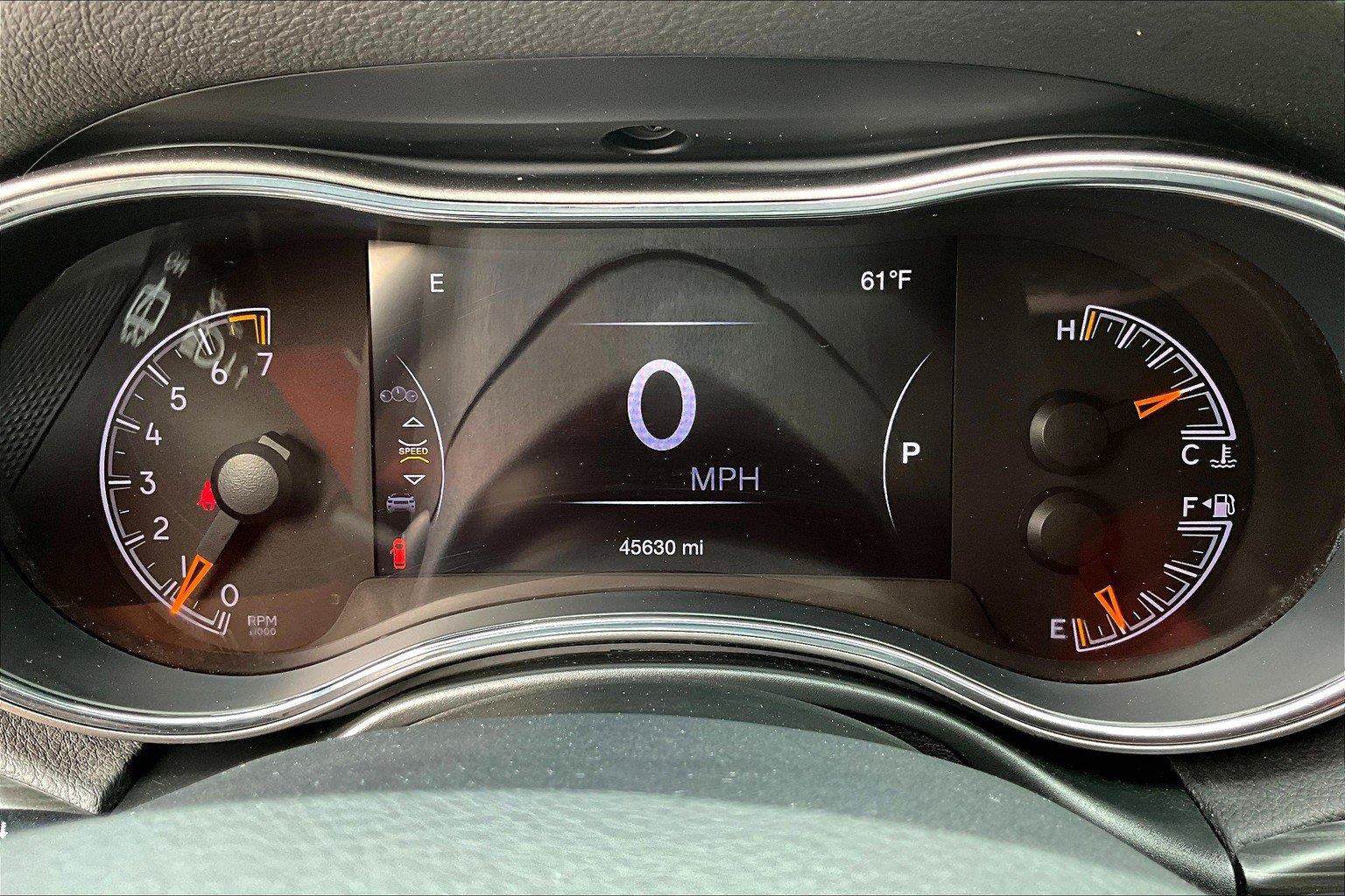 Used 2021 Jeep Grand Cherokee Laredo AWD/4WD image 21
