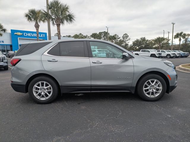 Used 2024 Chevrolet Equinox LT image 3