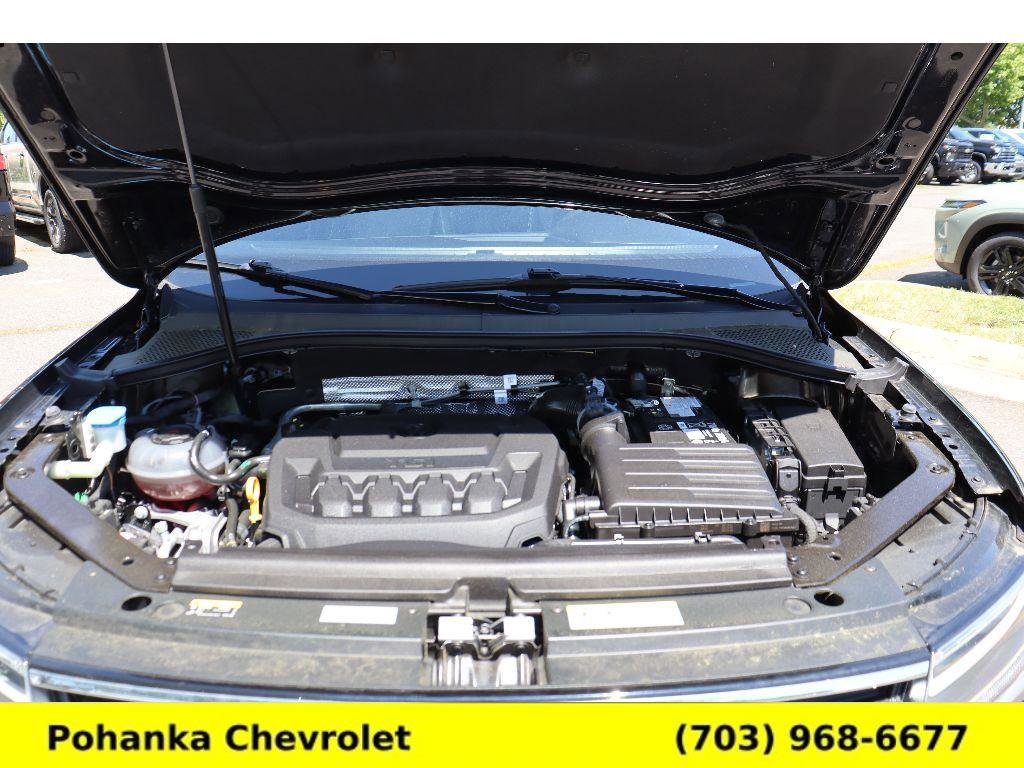 Used 2024 Volkswagen Tiguan SE R-Line AWD/4WD image 36