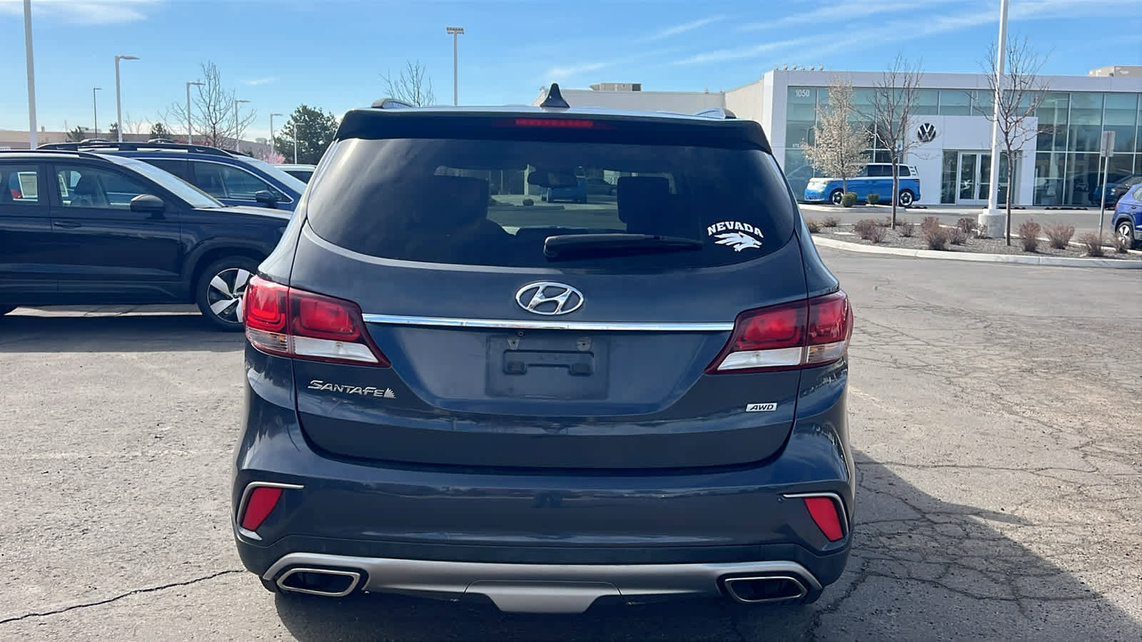 Used 2017 Hyundai Santa Fe SE image 6