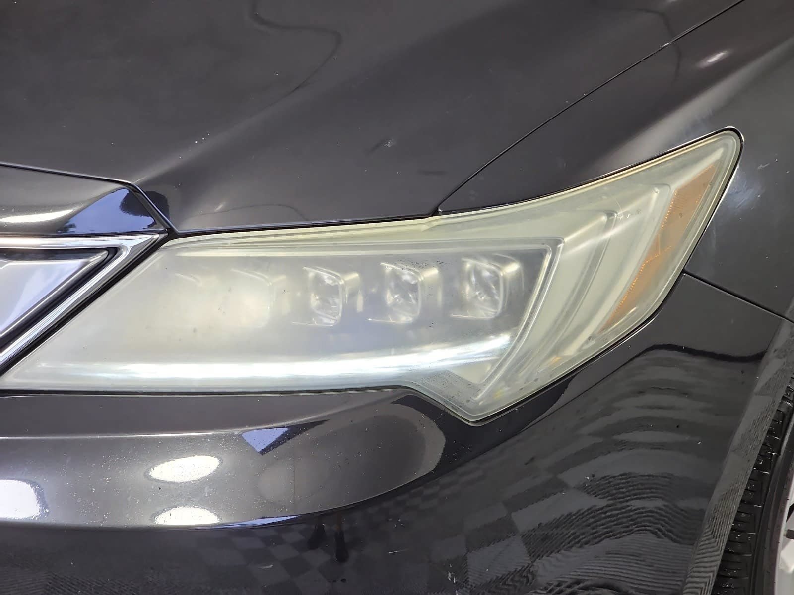 Used 2017 Acura ILX w/ AcuraWatch Plus Package FWD image 29