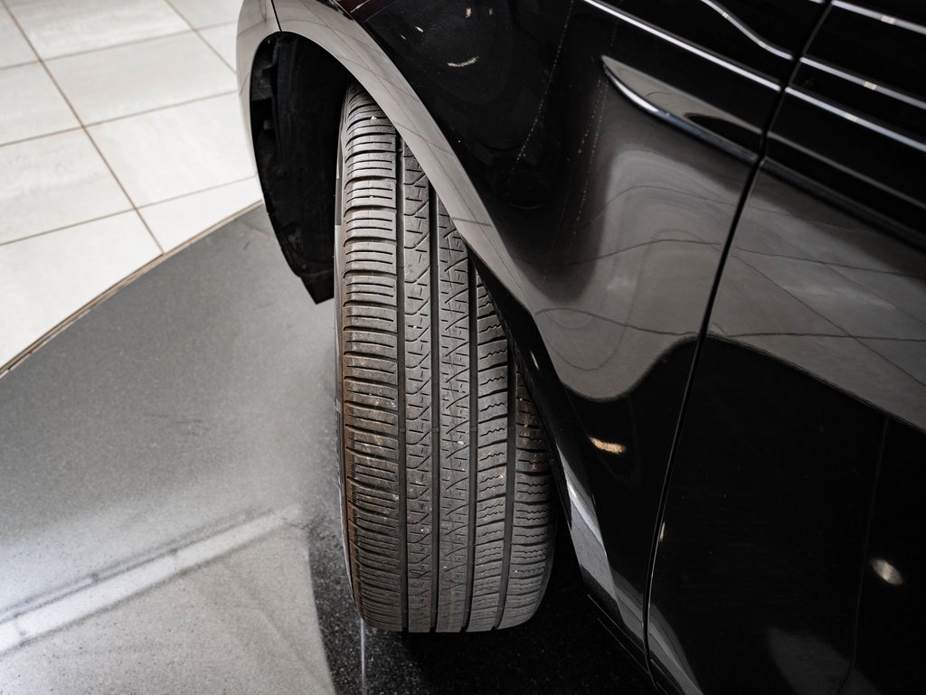 Used 2023 Land Rover Range Rover Evoque R-Dynamic SE image 47