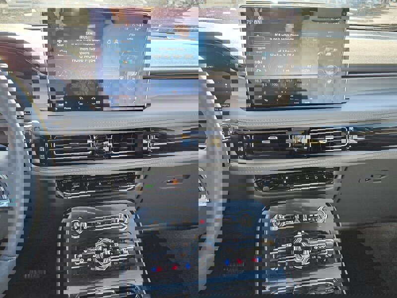 Used 2023 Lincoln Nautilus Reserve w/ Monochromatic Package image 15