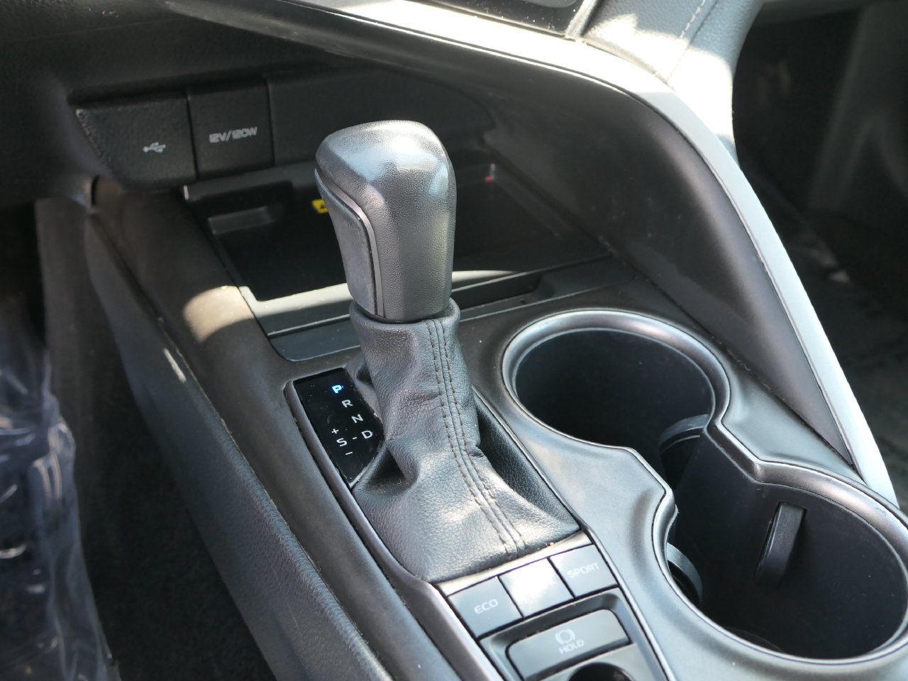 Used 2024 Toyota Camry XSE w/ Navigation Package FWD image 24