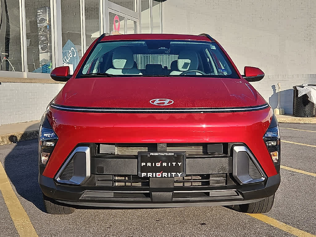 Used 2024 Hyundai Kona SEL w/ Convenience Package AWD/4WD image 2
