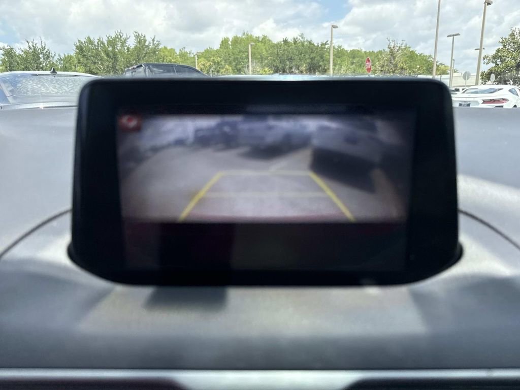 Used 2017 MAZDA MAZDA3 Sport FWD image 29