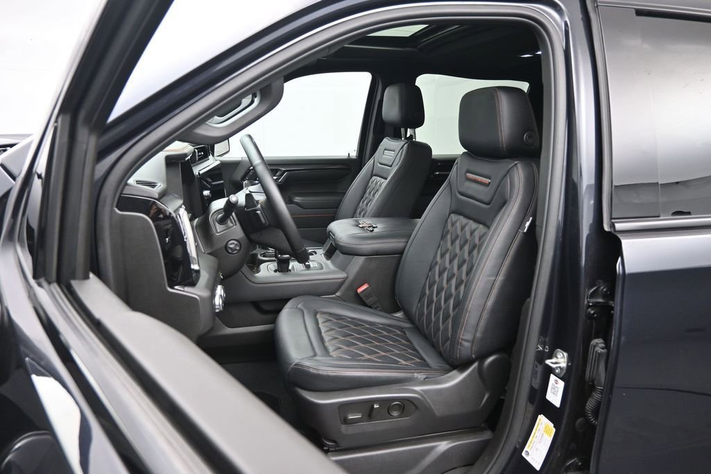 Used 2023 GMC Sierra 1500 AT4 w/ AT4 Premium Package AWD/4WD image 19