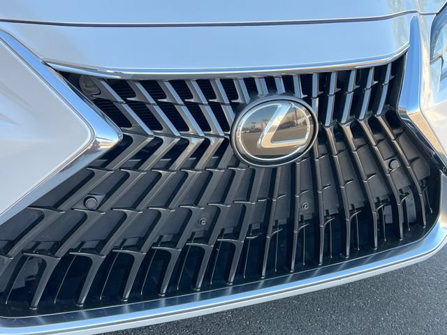 Used 2024 Lexus ES 350 w/ Premium Package FWD image 19