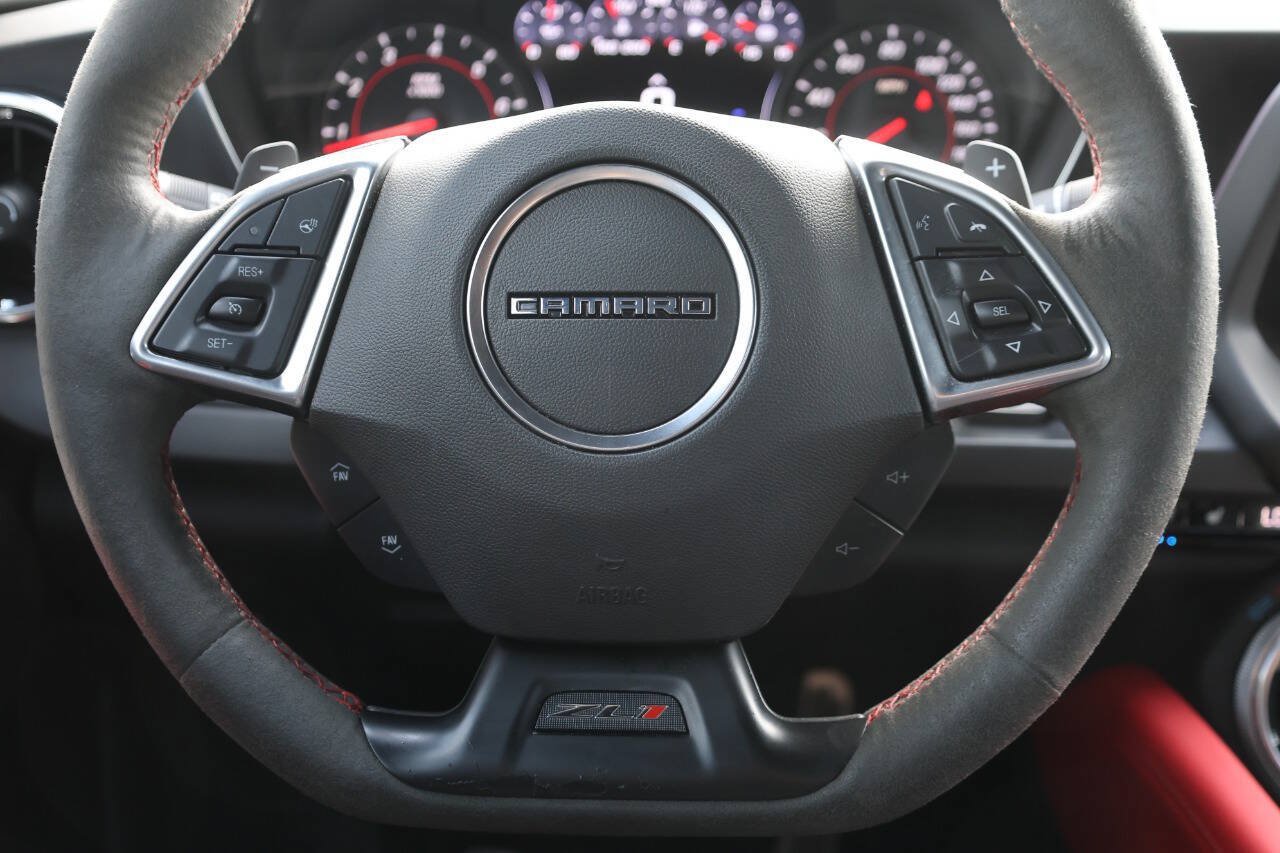 Used 2022 Chevrolet Camaro ZL1 RWD image 16