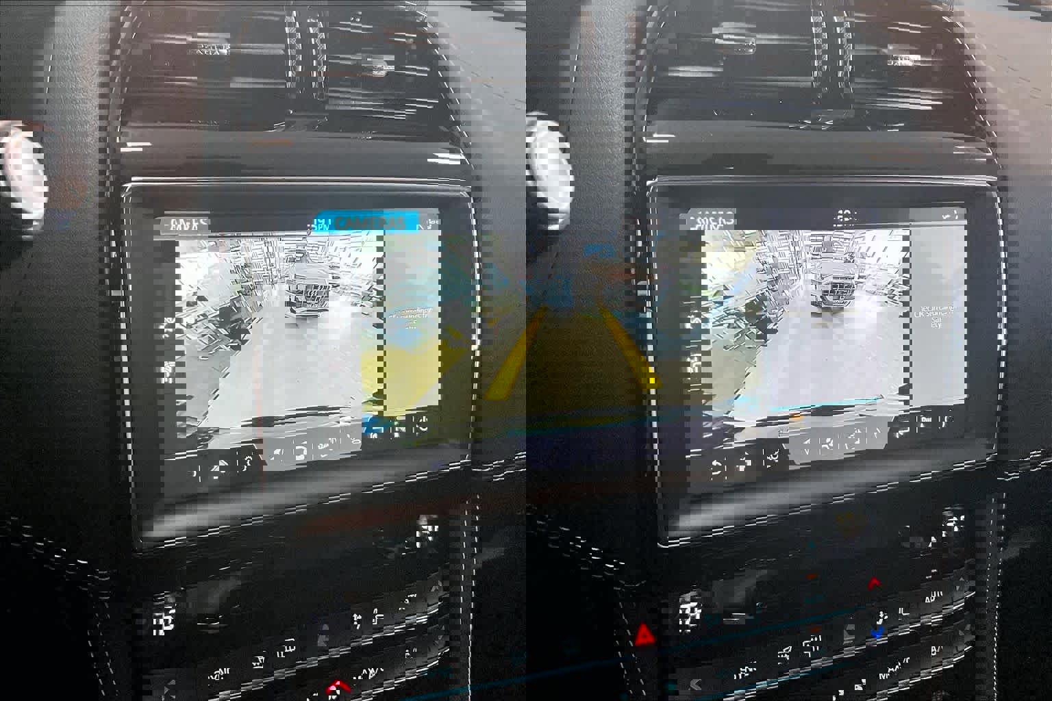 Used 2020 Jaguar F-PACE R-Sport image 23