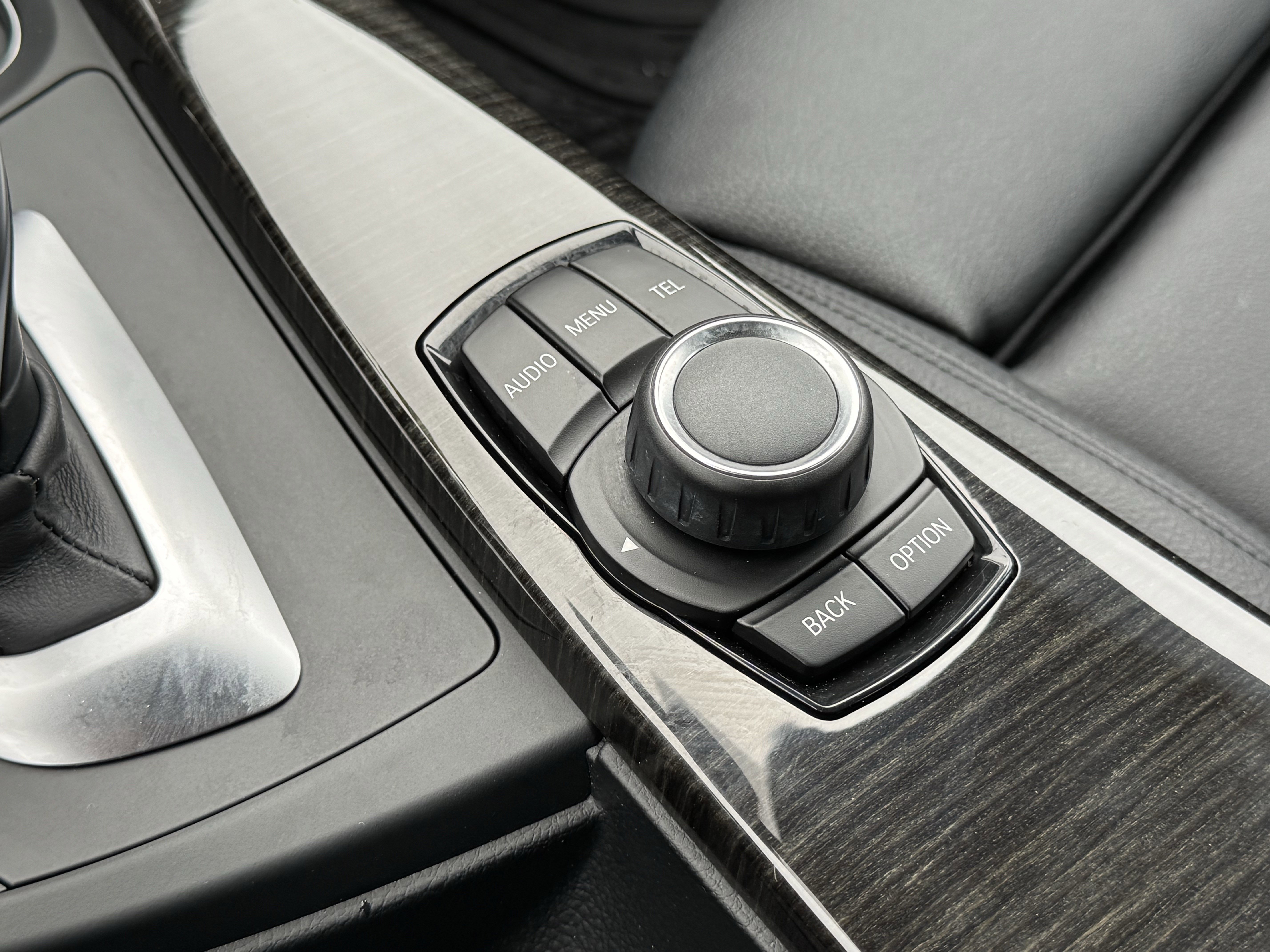 Used 2017 BMW 330i xDrive Sedan image 31