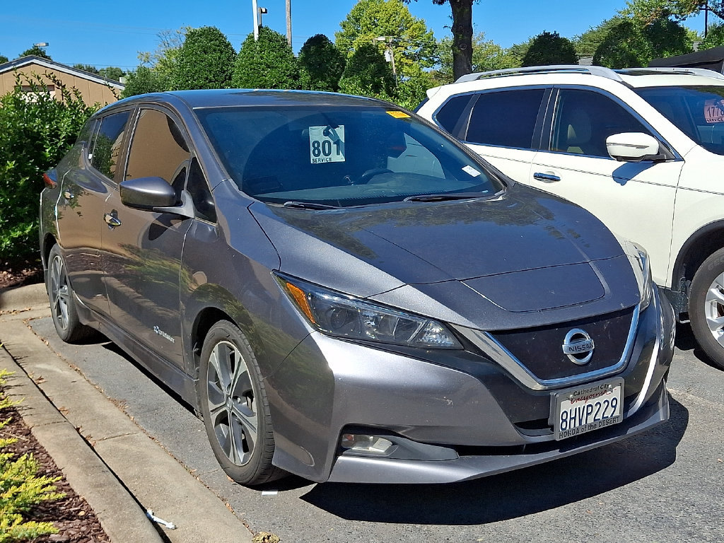 Used 2019 Nissan Leaf SV w/ Protection Package FWD image 2