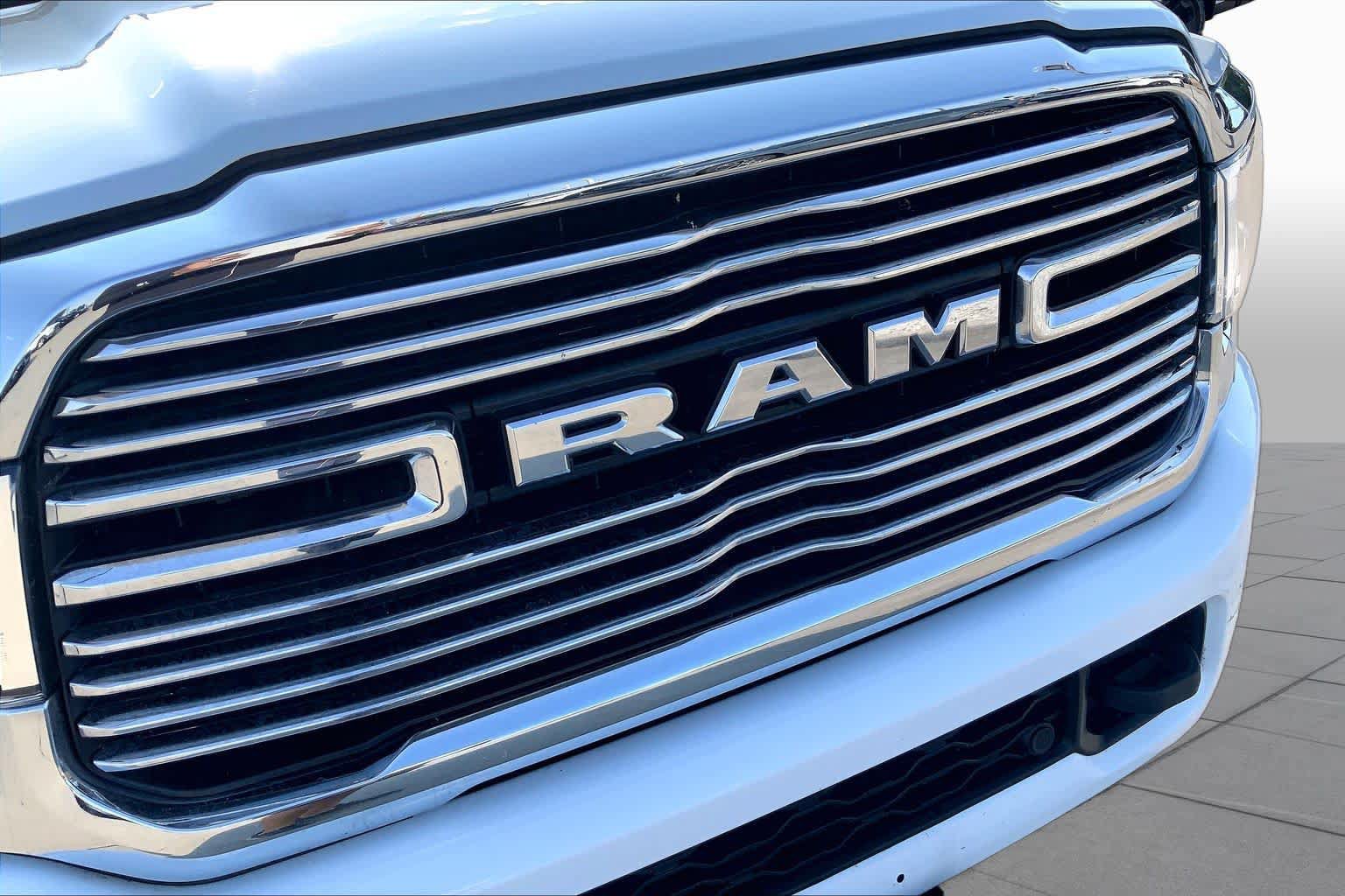 Used 2023 RAM 3500 Laramie AWD/4WD image 30