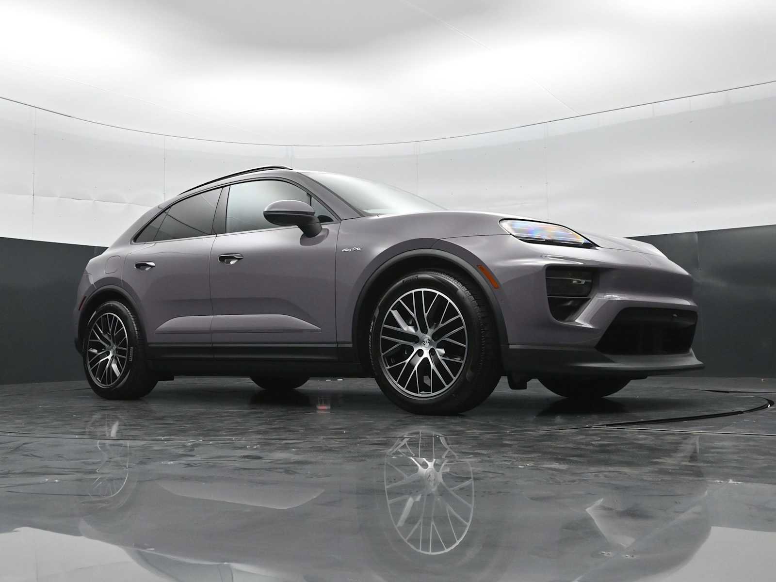 New 2026 Porsche Macan 4 Electric AWD/4WD image 43