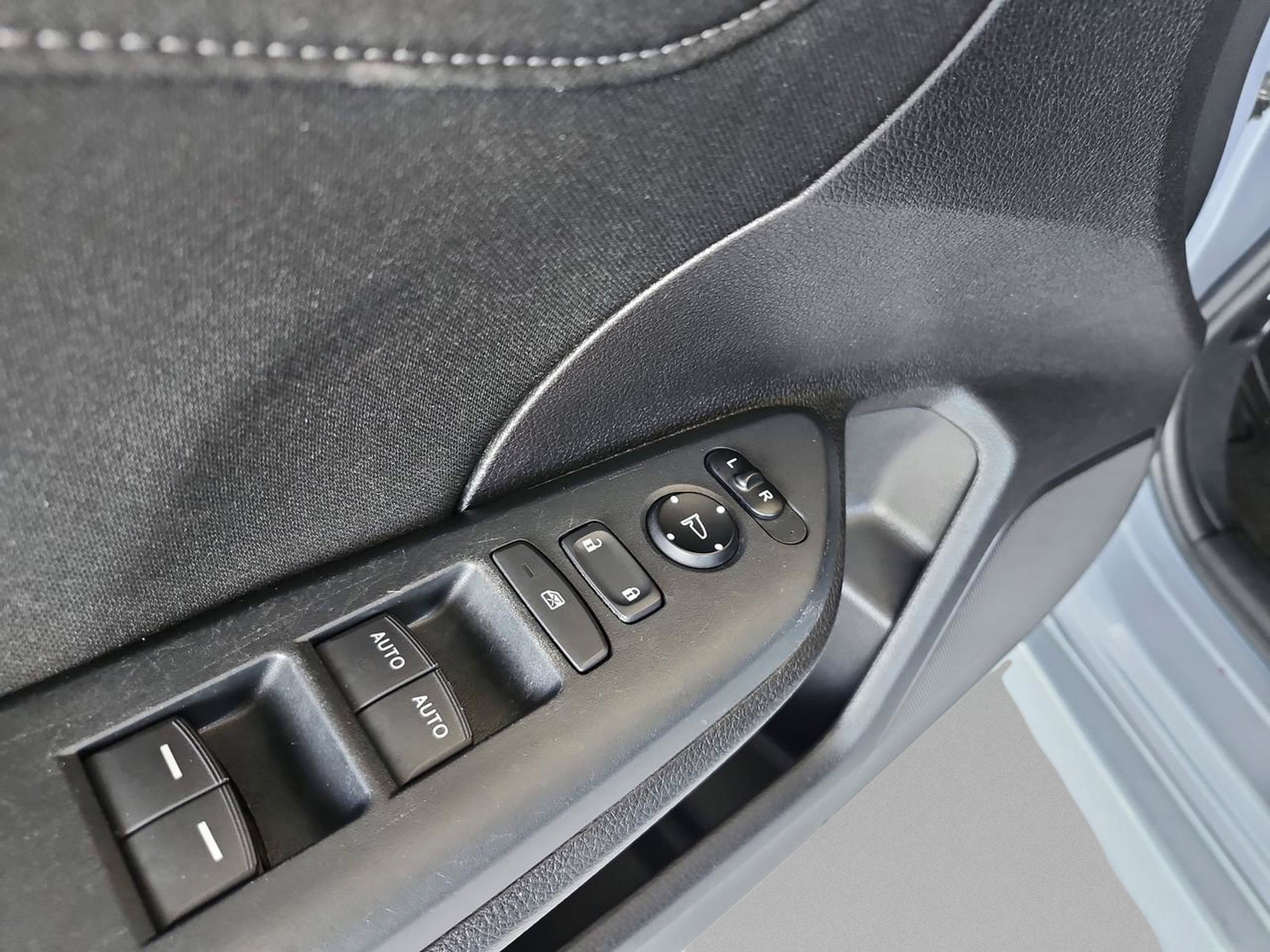 Used 2020 Honda Civic EX image 16