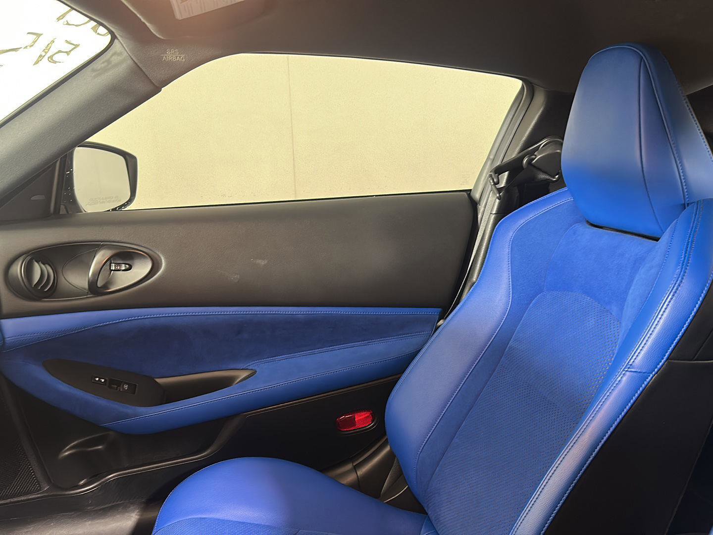 Used 2024 Nissan Z Performance w/ Floor Mat Package RWD image 18