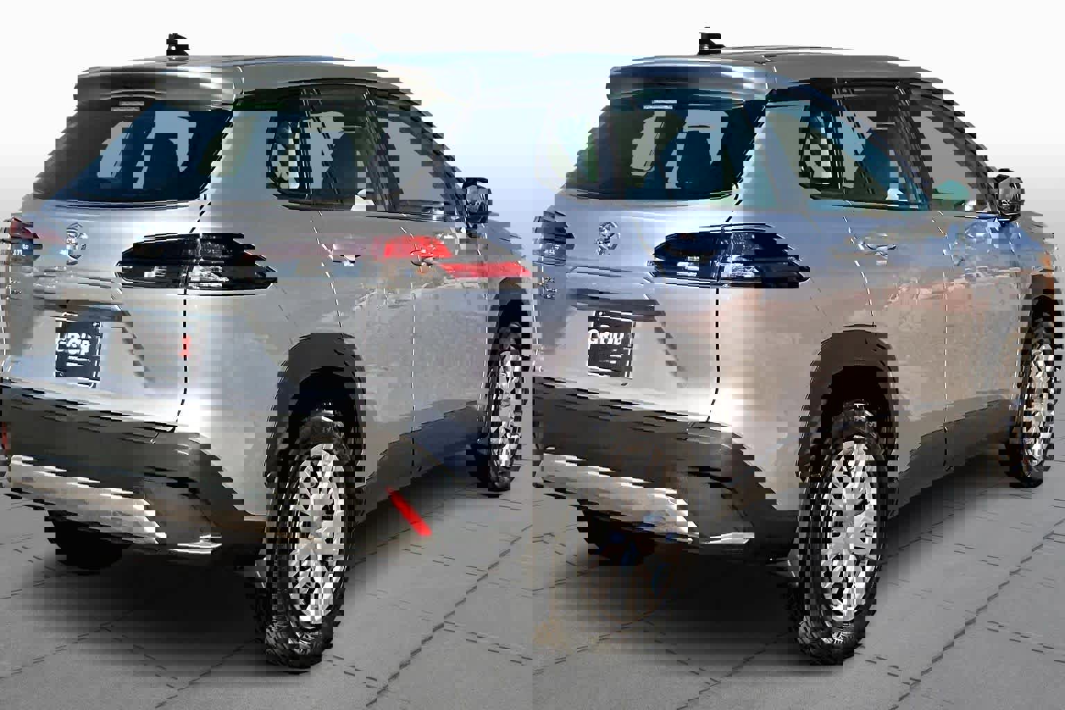 Used 2026 Toyota Corolla Cross L image 12