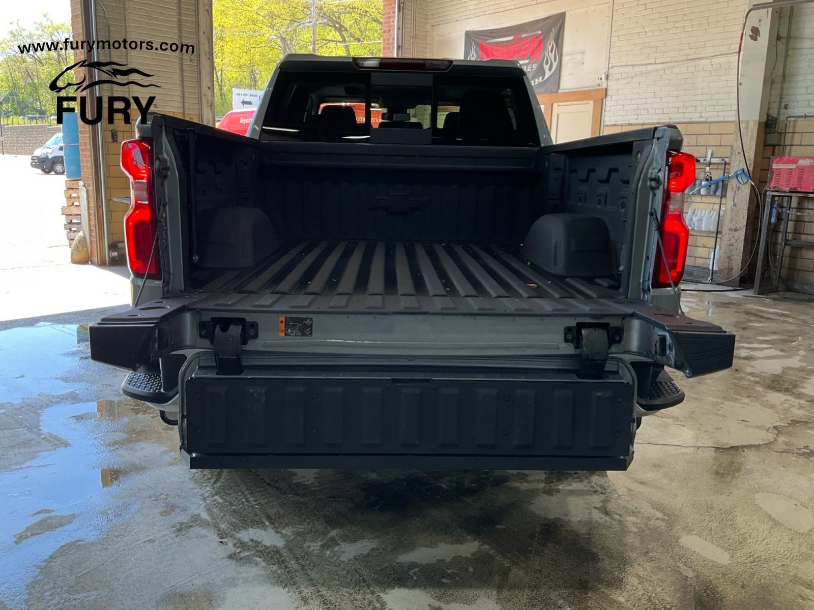 Used 2024 Chevrolet Silverado 1500 LTZ w/ LTZ Premium Package AWD/4WD image 24