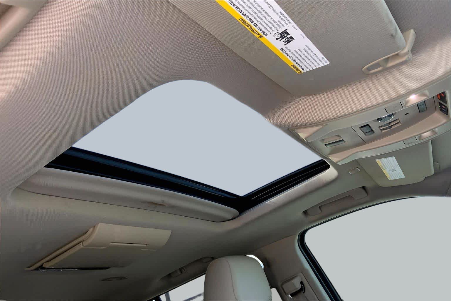 Certified 2019 Cadillac Escalade Premium Luxury RWD image 14
