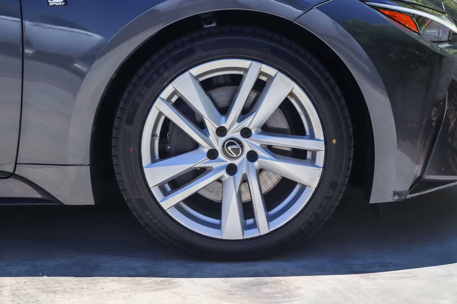 Used 2022 Lexus IS 300 RWD image 8