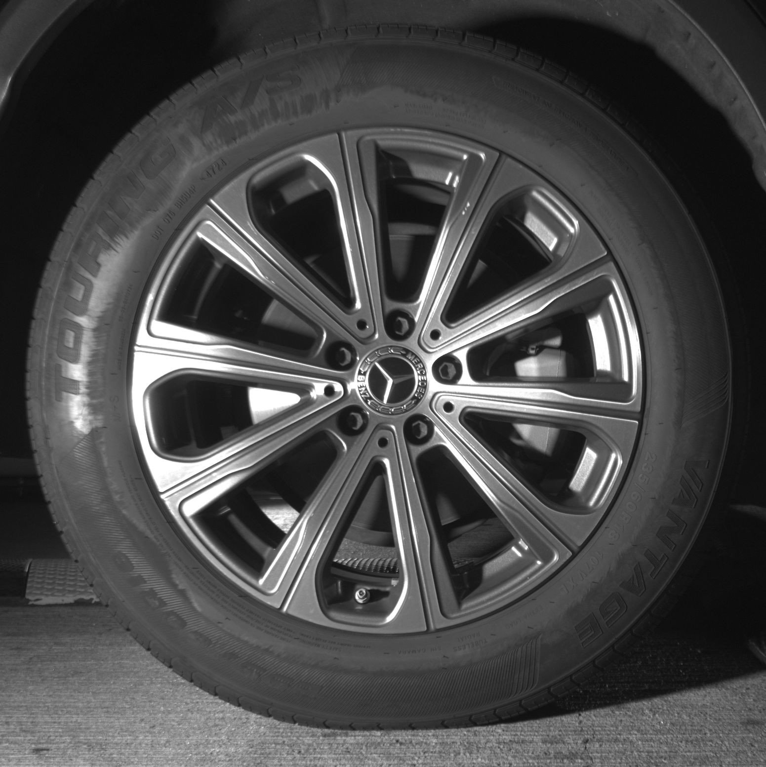 Used 2024 Mercedes-Benz GLC 300 4MATIC image 15