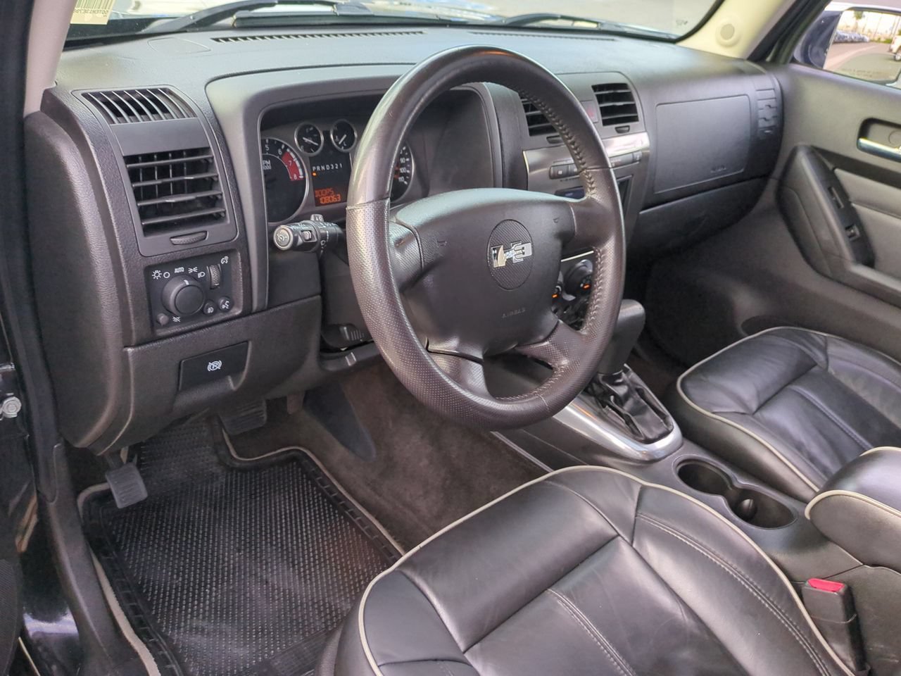 Used 2009 HUMMER H3 Luxury AWD/4WD image 10