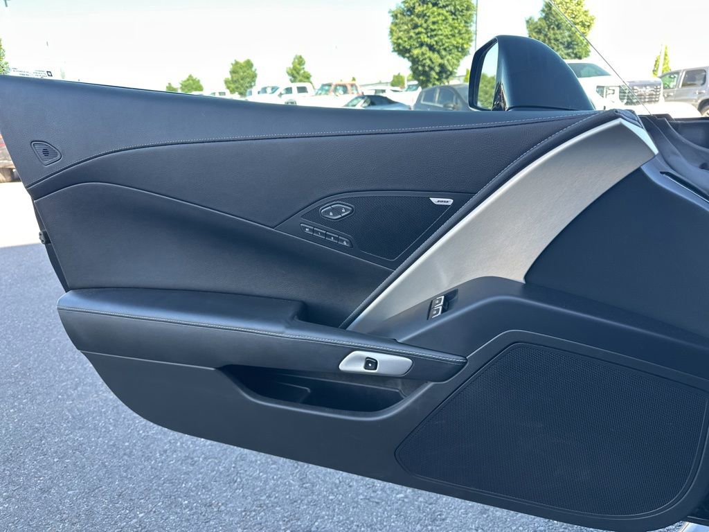 Used 2018 Chevrolet Corvette Z06 RWD image 15