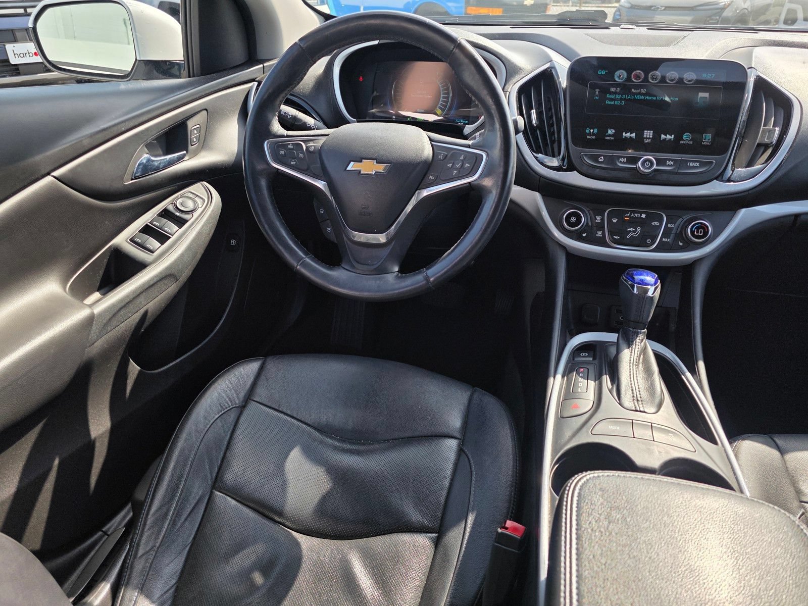 Used 2017 Chevrolet Volt LT w/ Comfort Package FWD image 14