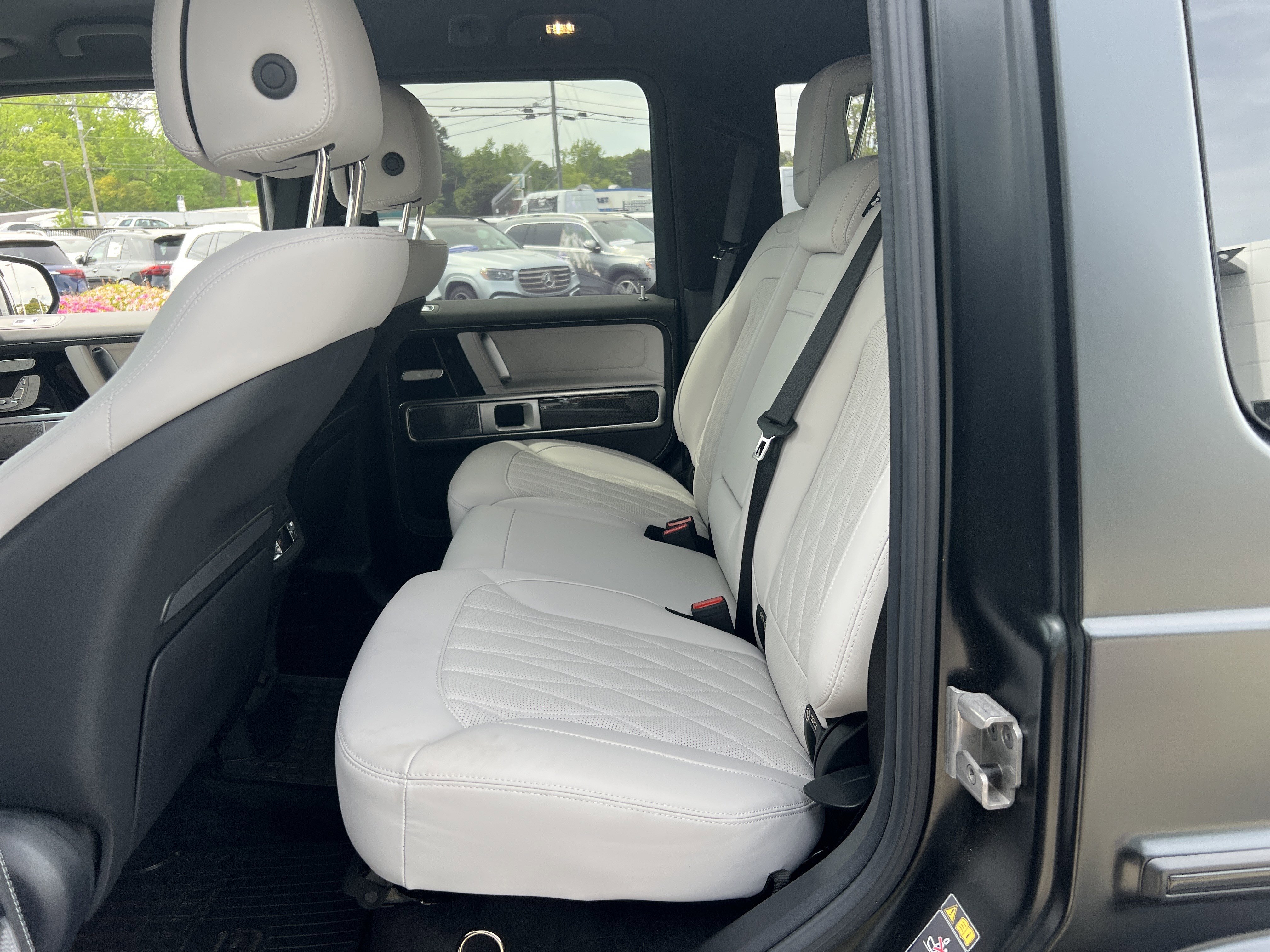 Used 2025 Mercedes-Benz G 63 AMG 4MATIC image 31