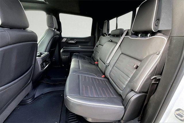 Used 2024 GMC Sierra 1500 AT4X image 27
