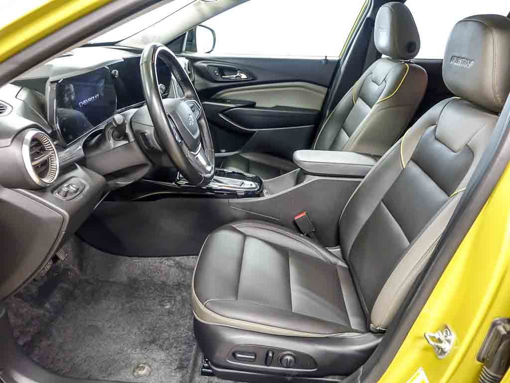 Used 2024 Chevrolet Trax ACTIV w/ Driver Confidence Package FWD image 9