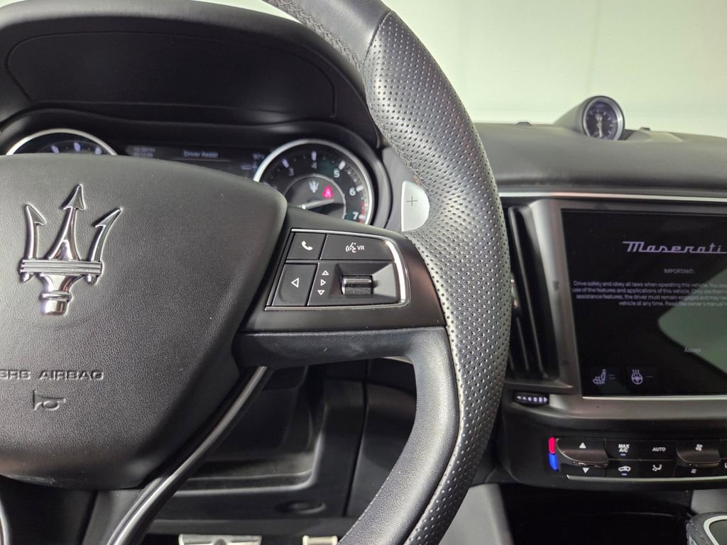 Used 2022 Maserati Levante Modena image 20