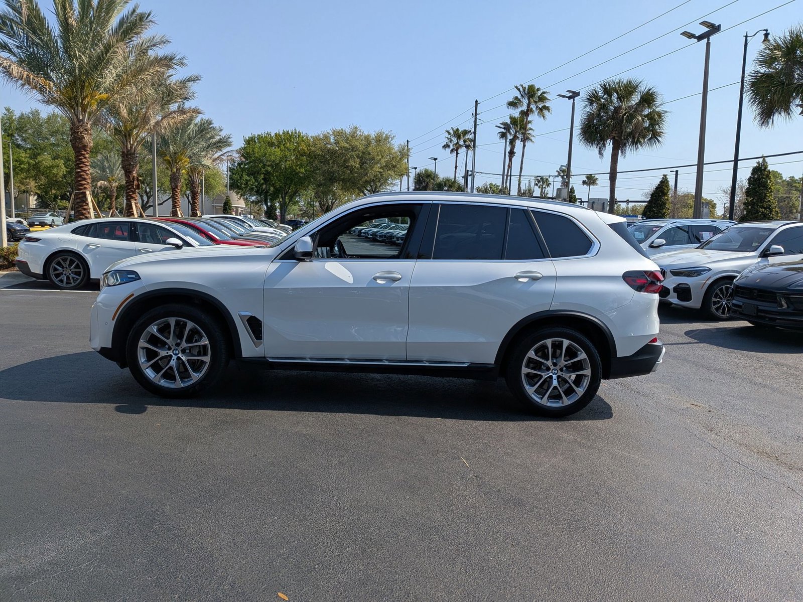 Used 2024 BMW X5 xDrive40i image 2
