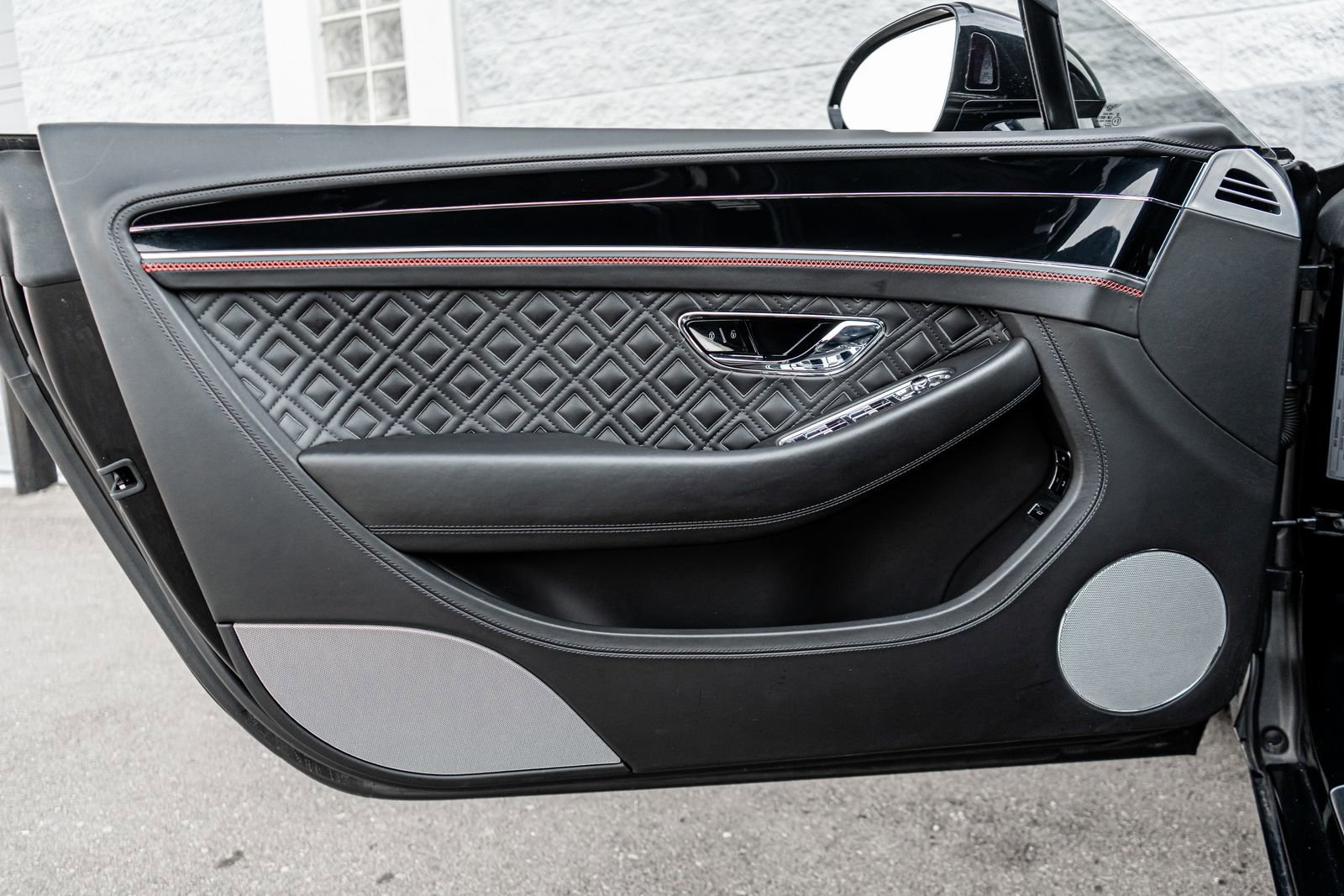 Used 2020 Bentley Continental GT image 23